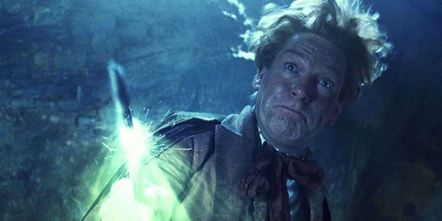 El hechizo de memoria de Gilderoy Lockhart resulta contraproducente en Harry Potter y la cámara secreta