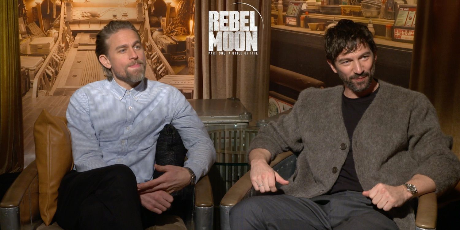 Imágenes fijas de la entrevista de CBR con Charlie Hunnam (izquierda) y Michiel Huisman (derecha) sobre sus respectivos roles, Kai y Gunnar.