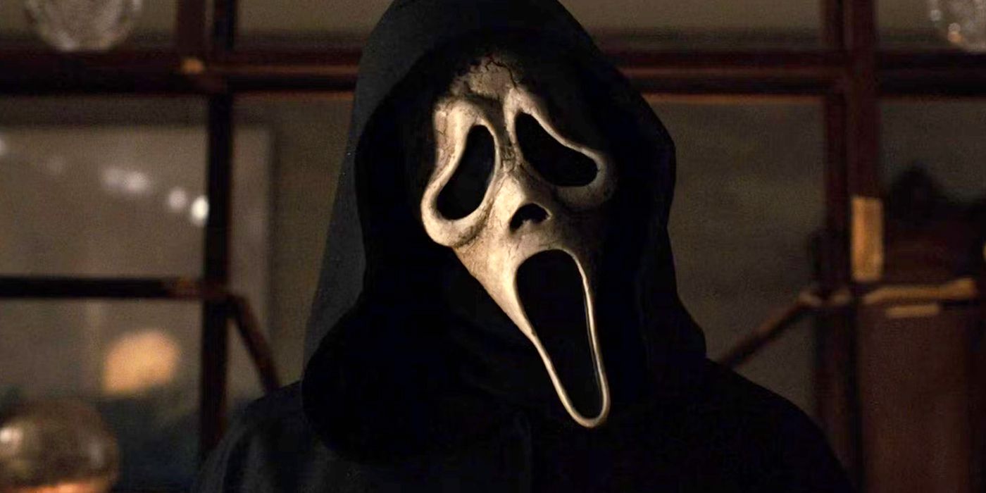 Ghostface parece sorprendido en Scream 6