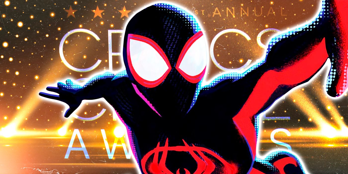 Spider-Man Miles Morales con el premio Critics' Choice al fondo