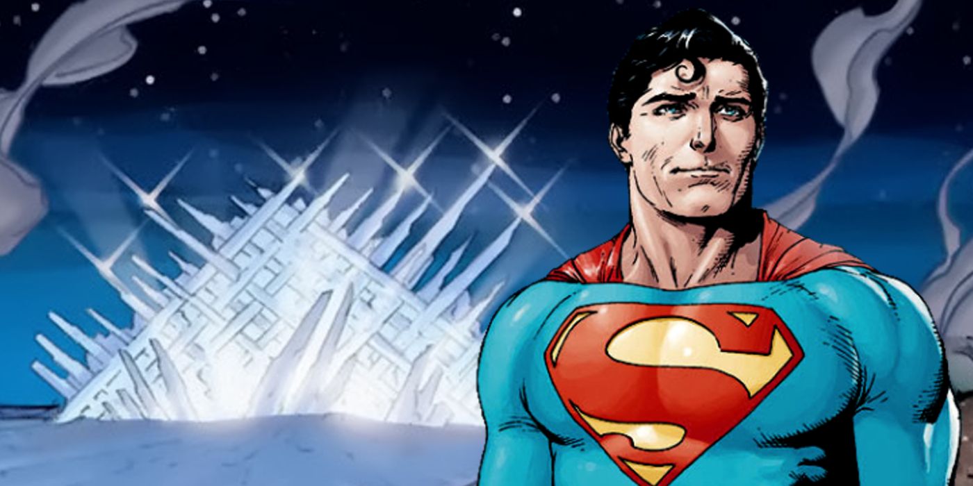 Dibujo de Gary Frank de Superman parado junto a la Fortaleza de la Soledad