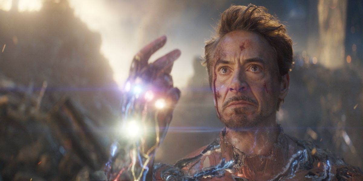 Escena de la muerte de Iron Man en Avengers Endgame