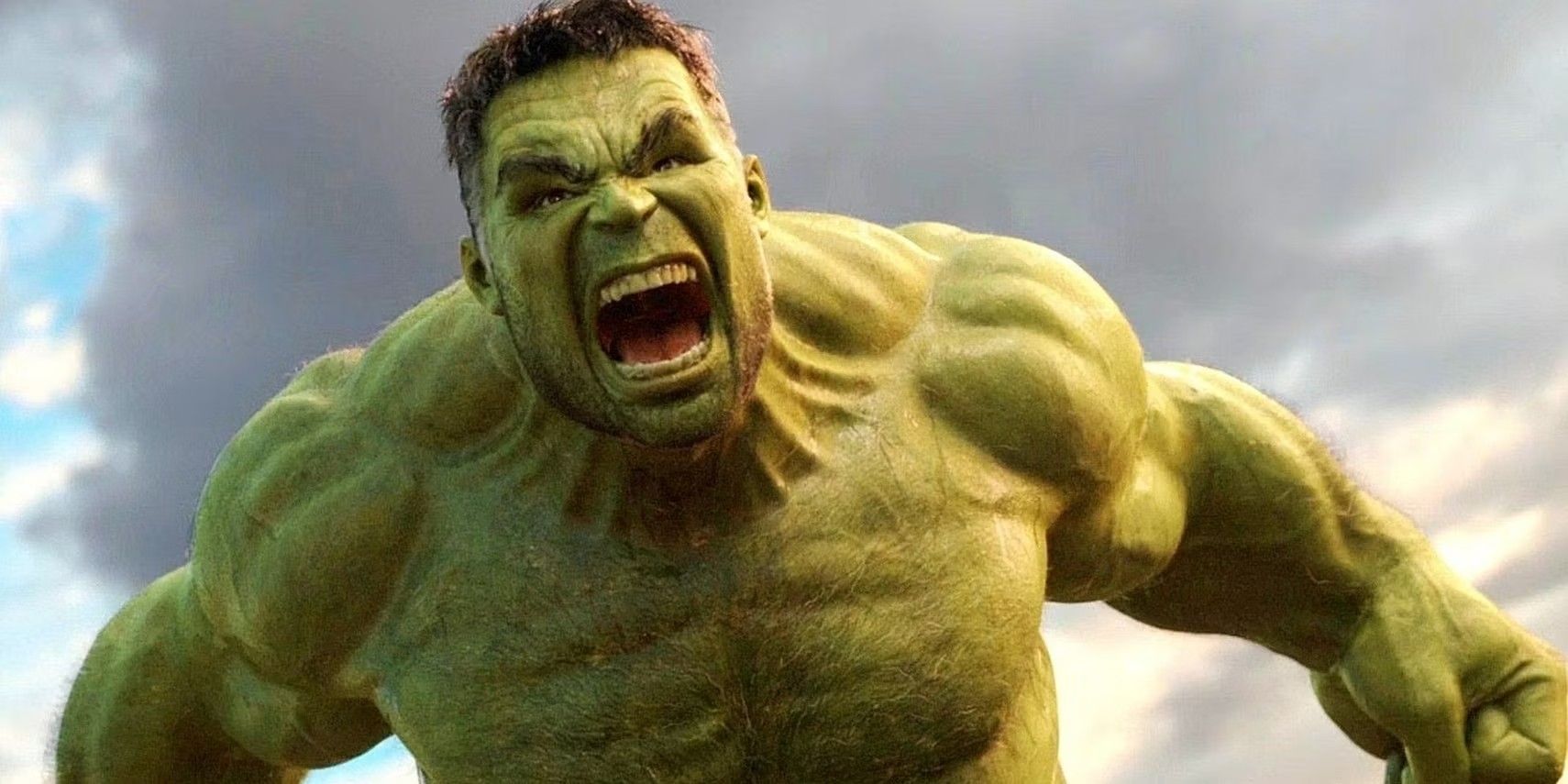 Hulk (Mark Ruffalo) rugiendo en el MCU