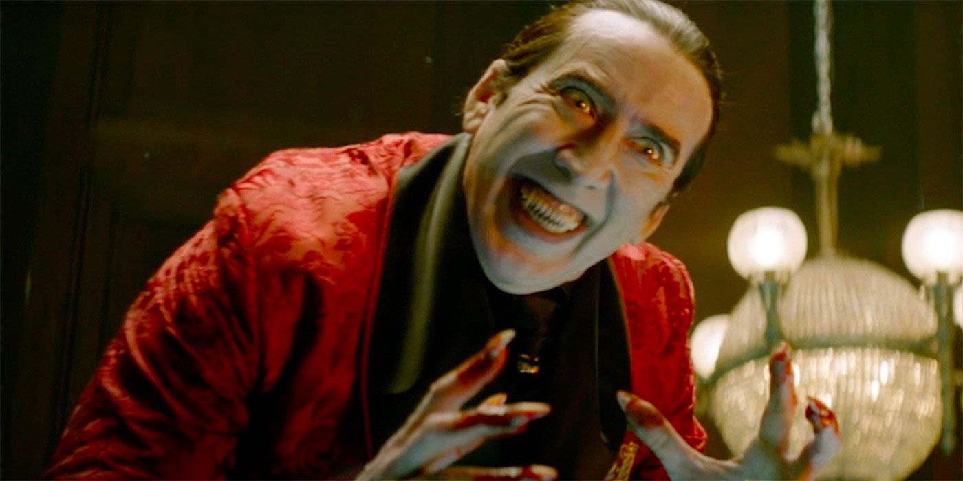Nicolas Cage muestra sus dientes como Drácula en Renfield