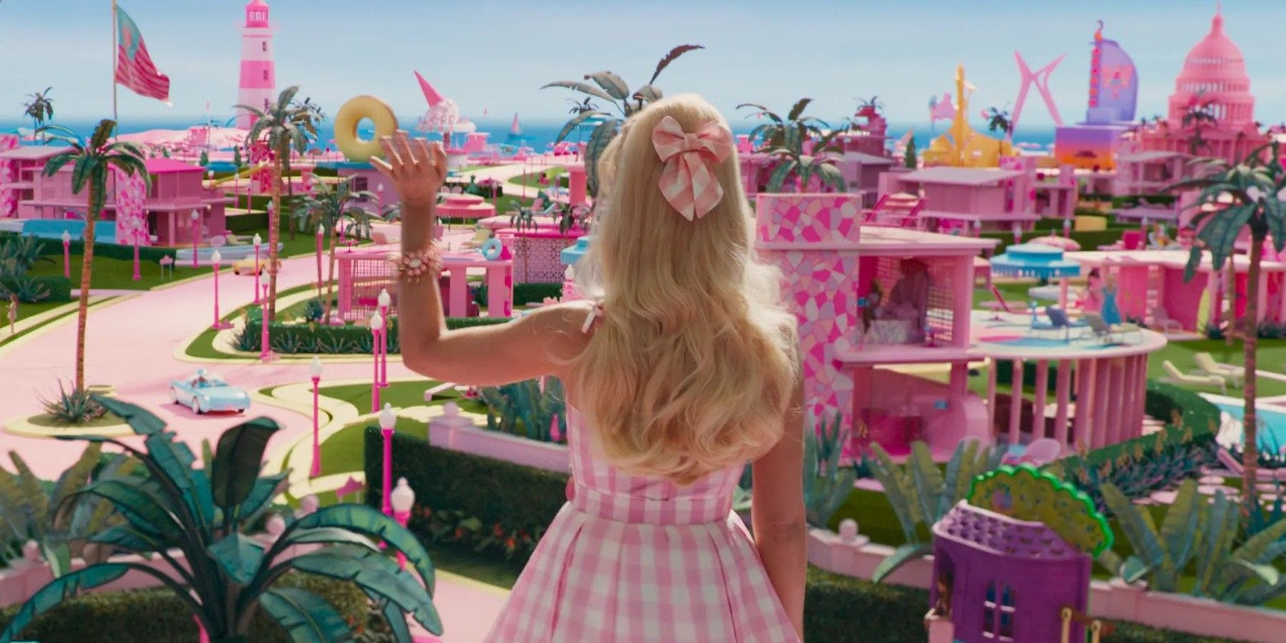 La Barbie de Margot Robbie saluda al resto de Barbielandia