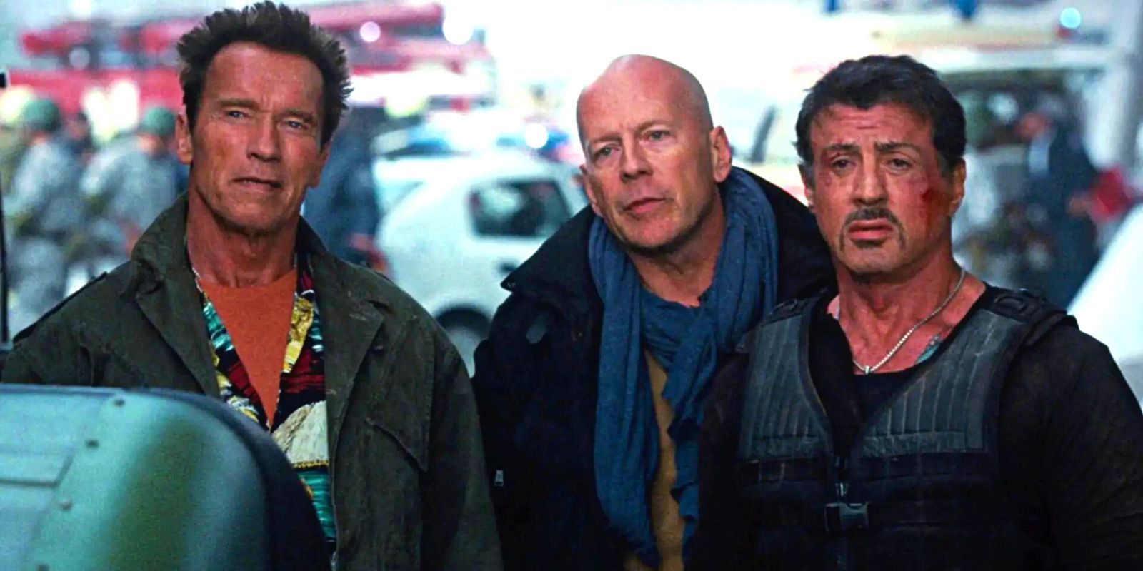 Arnold Schwarzenegger, Bruce Willis y Sylvester Stallone lucen confundidos