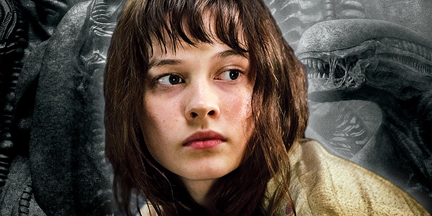 Cailee Spaeny frente al arte clave de Alien: Covenant de 2012