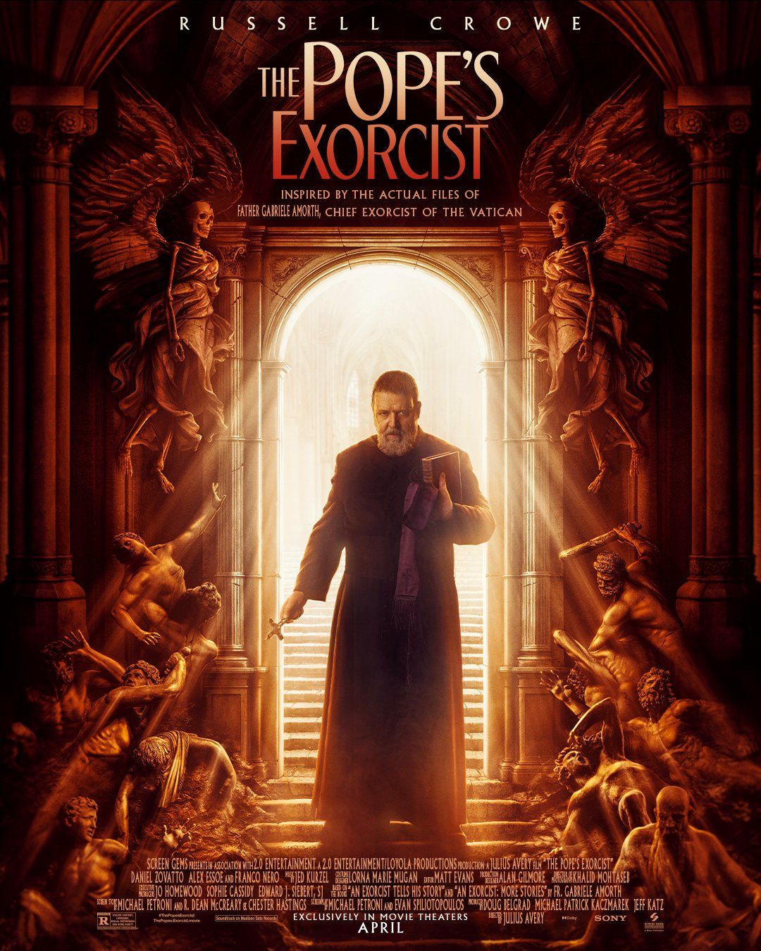 El exorcista de los papas Póster